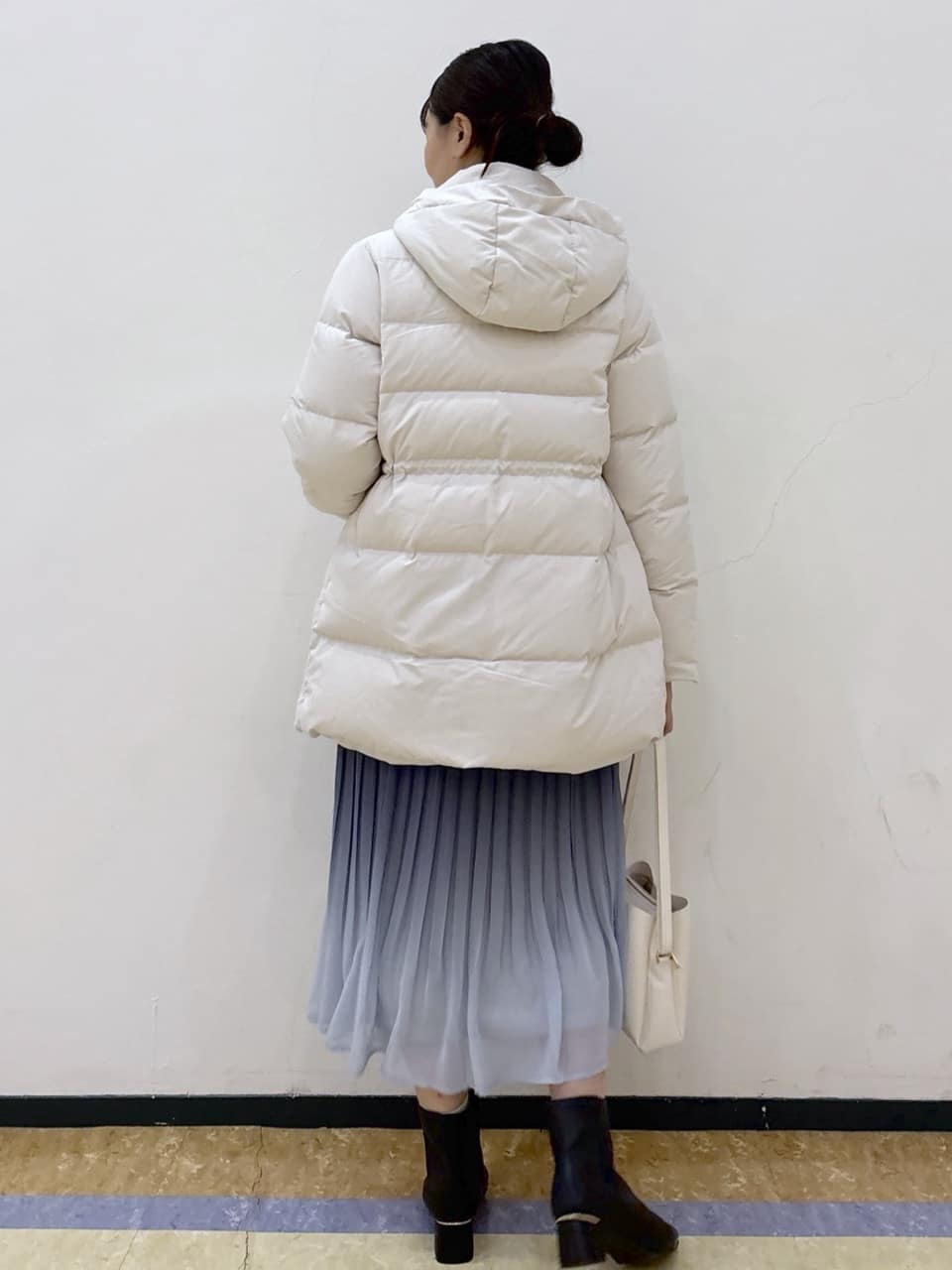 akariさんの「index｜《新色追加》選べる丈シフォンプリーツスカート【防シワ／洗濯機OK／6col】」を使ったコーディネート