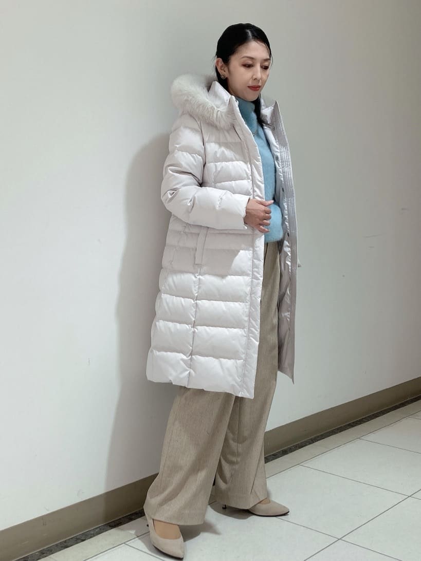 環さんの「UNTITLED｜【はっ水機能/フード取り外し可/防寒】ロングダウンコート」を使ったコーディネート