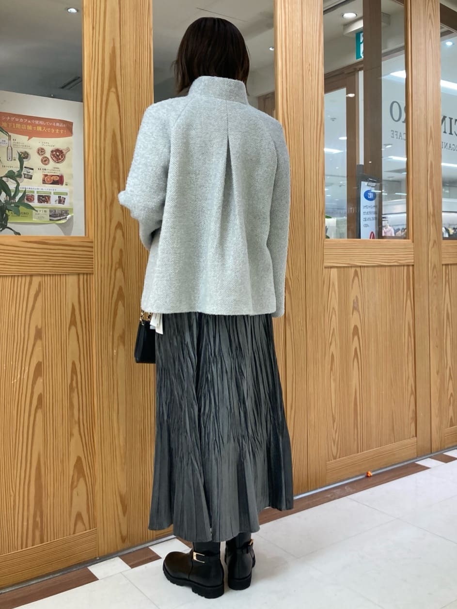 ゆうさんの「UNTITLED｜【大人な品格/ふわふわニット】フォックスカシミヤ コクーンニット」を使ったコーディネート