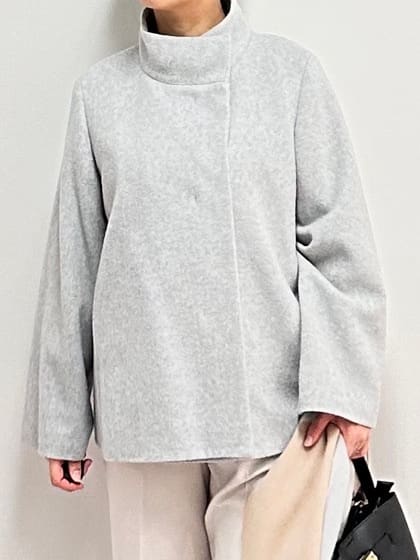みなこさんの「UNTITLED｜【着回しが効く／オンオフアウター】ウールショートコート」を使ったコーディネート