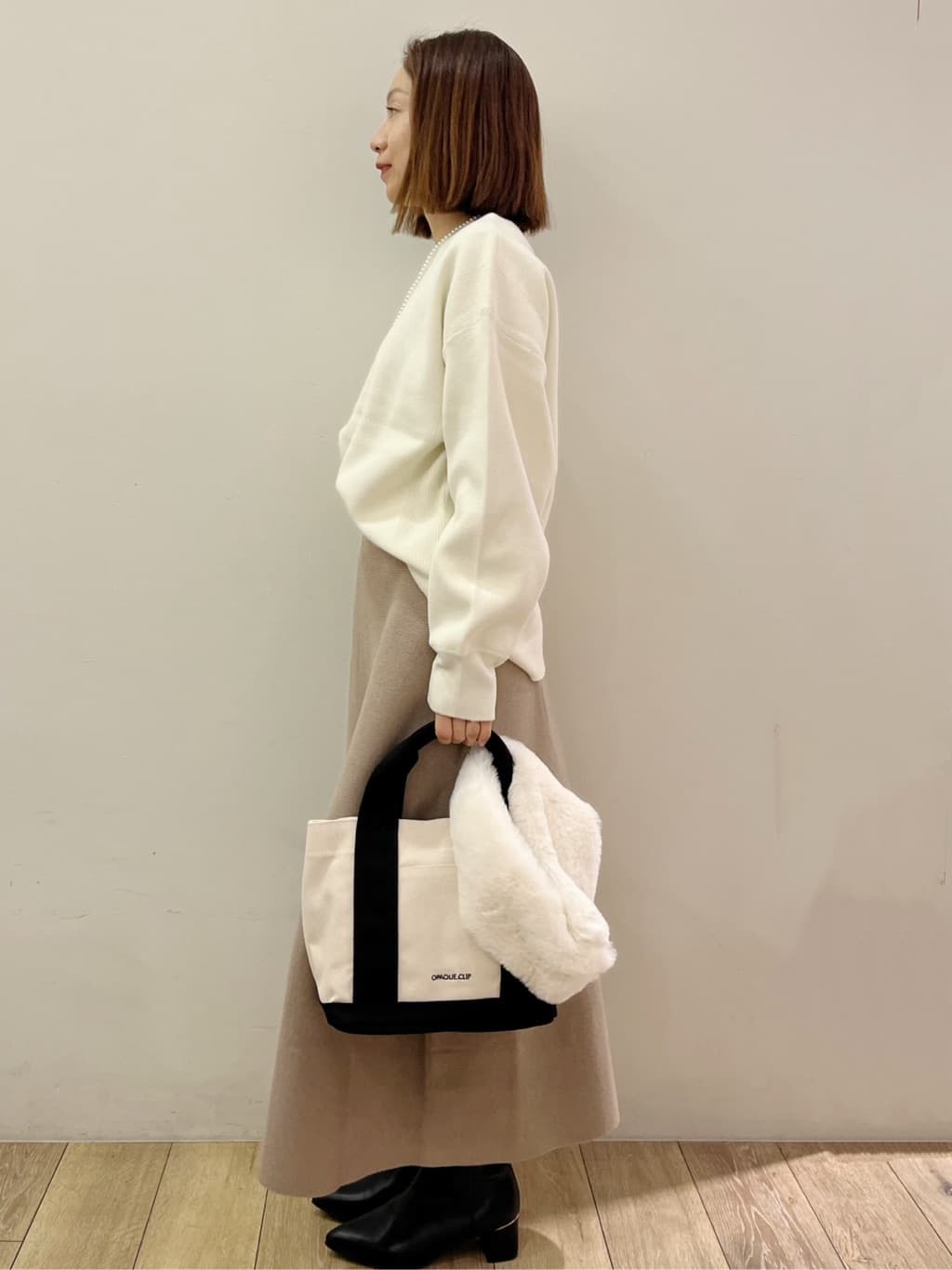 kcさんの「OPAQUE.CLIP｜ガラスパールロングネックレス」を使ったコーディネート