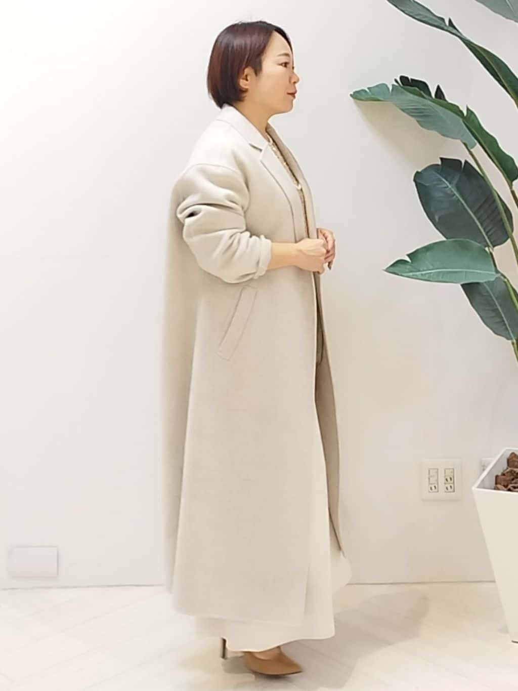 s u g iさんの「UNTITLED｜【ロング丈/軽やか】テーラード　リバーコート」を使ったコーディネート