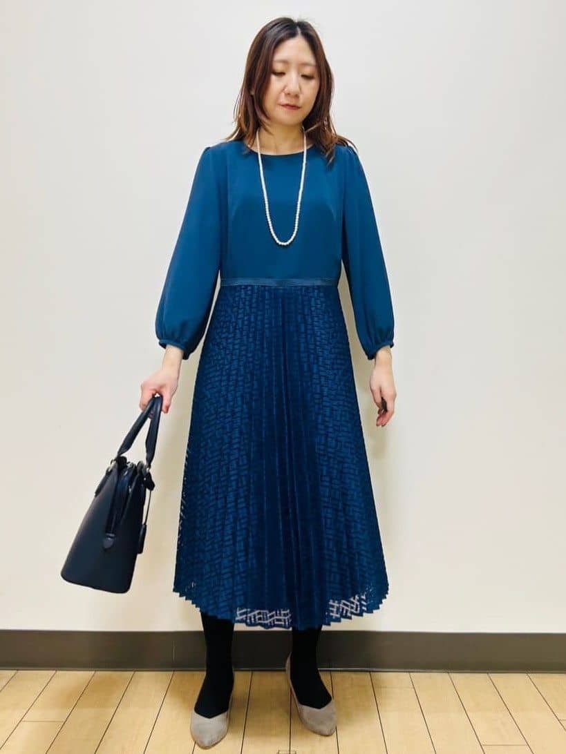 miiiさんの「Reflect｜【SS-4Lサイズ】シフォン&times;幾何柄レースプリーツワンピース」を使ったコーディネート