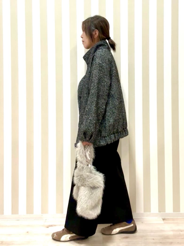 pieceさんの「SHOO･LA･RUE｜ラメ入りファートートバッグ」を使ったコーディネート