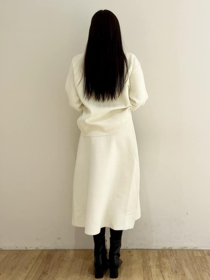 yukikaさんの「OPAQUE.CLIP｜サイド編地切替ニットトップス／セットアップ対応【洗濯機OK】」を使ったコーディネート