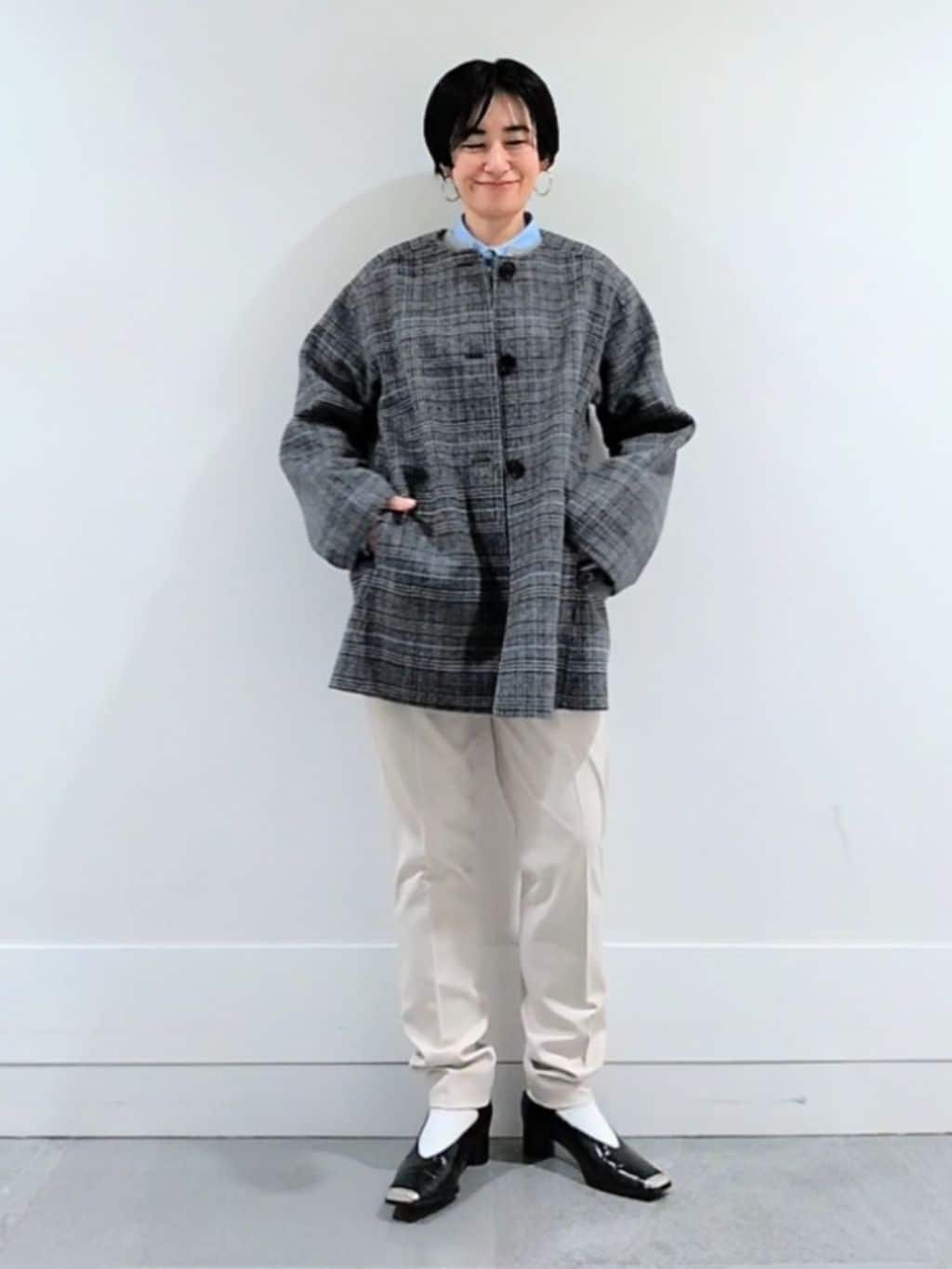 ミズタさんの「UNTITLED｜【ミディ丈/軽やか】セミラグランリバー コート」を使ったコーディネート