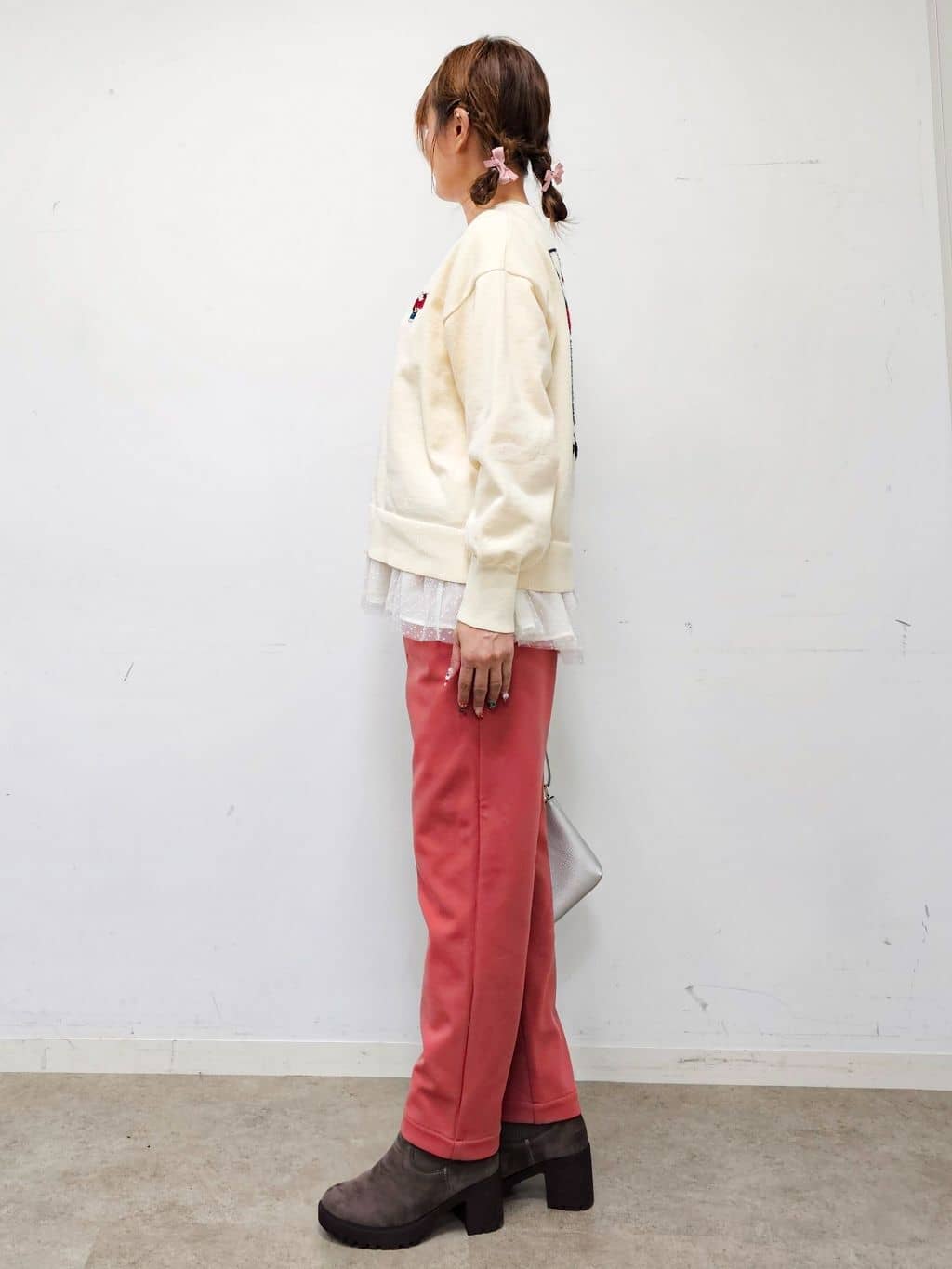 ゆゆさんの「SHOO･LA･RUE｜裾フリルレイヤードトップス」を使ったコーディネート