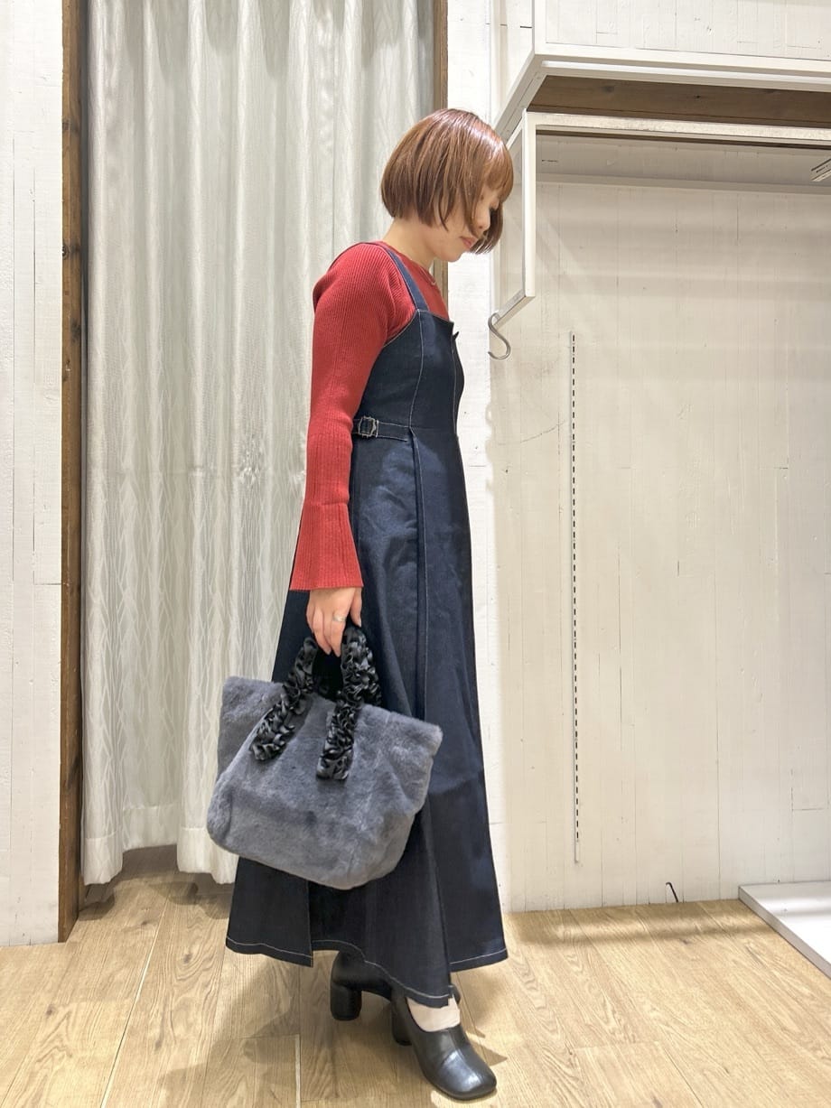 ga_riさんの「THE SHOP TK｜シーズンレスで着られる デニムステッチジャンスカ」を使ったコーディネート