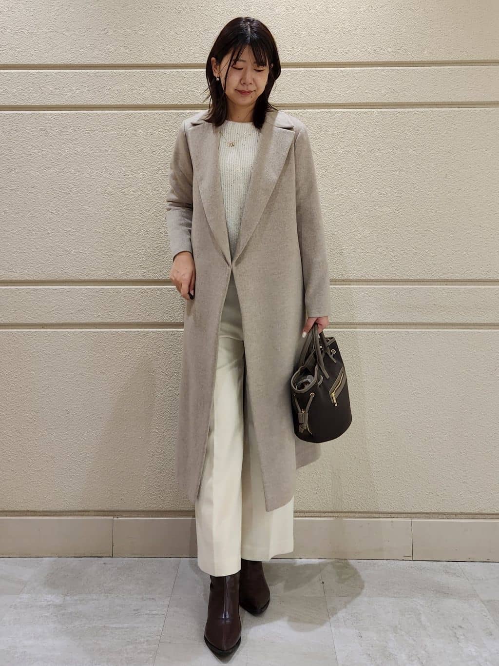 yukaさんの「COUP DE CHANCE｜◆【カシミヤ100％／日本製】ロングガウンコート」を使ったコーディネート