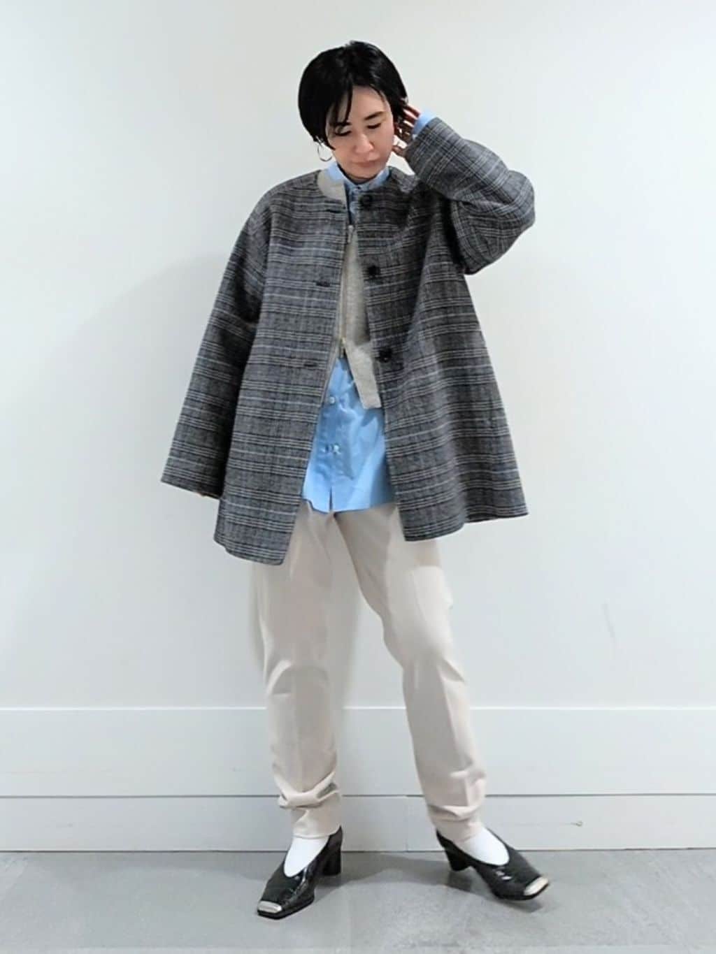 ミズタさんの「UNTITLED｜【ミディ丈/軽やか】セミラグランリバー コート」を使ったコーディネート