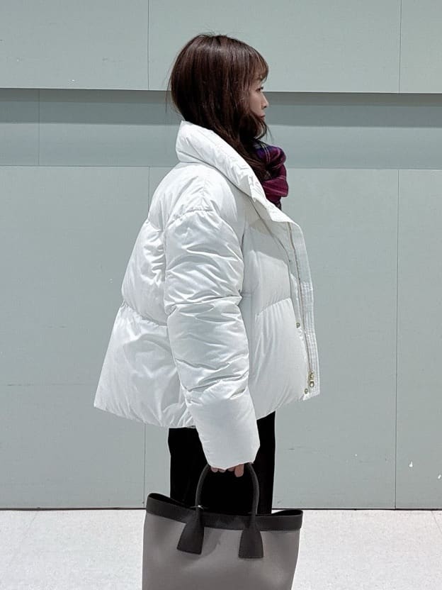 makiさんの「UNTITLED｜【トレンド/撥水機能/防寒】ショートダウンコート」を使ったコーディネート