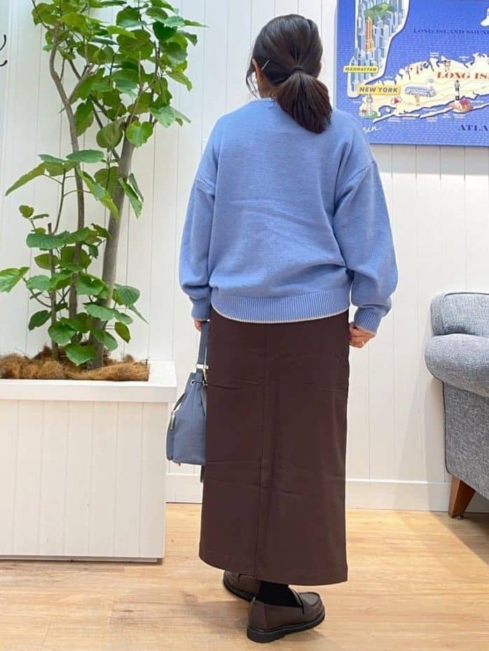 msatoさんの「Dessin｜【洗える】ペイント風刺繍入り配色ラインニット」を使ったコーディネート