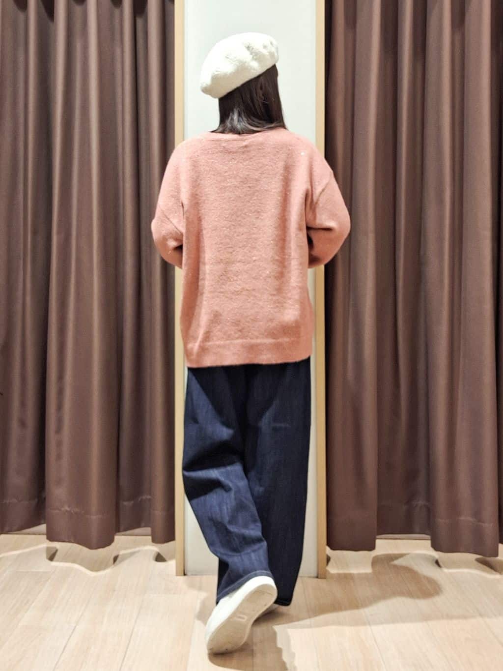 ウタさんの「grove｜華やぎ冬ニット　ミニスパンコールフェザーニット」を使ったコーディネート