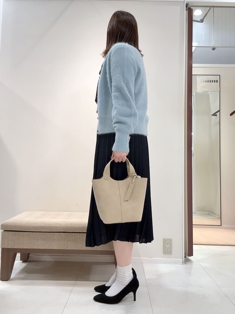 YUIさんの「UNTITLED｜◆【フォーマル/洗える】ボウタイ プリーツワンピース」を使ったコーディネート