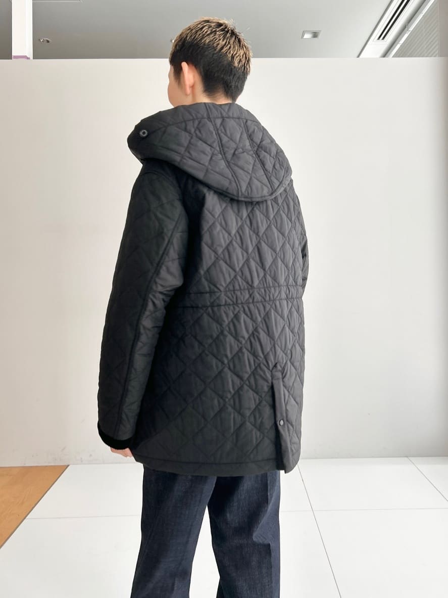 OCHIAIさんの「DRESSTERIOR｜◆取り外しフリル付き裏毛プルオーバー」を使ったコーディネート