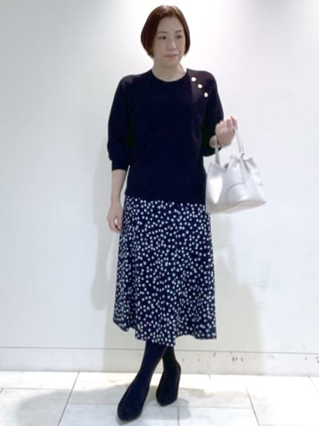 フミさんの「Reflect｜【ゆったり着られる◎】ラグランスリーブニット」を使ったコーディネート