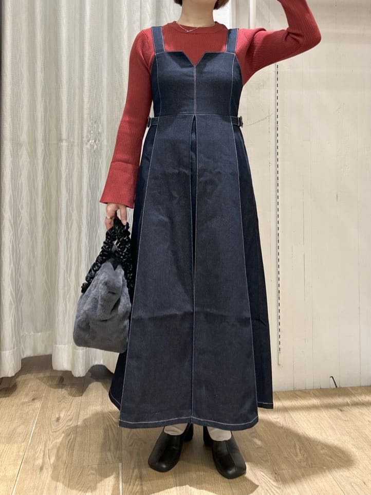 ga_riさんの「THE SHOP TK｜シーズンレスで着られる デニムステッチジャンスカ」を使ったコーディネート
