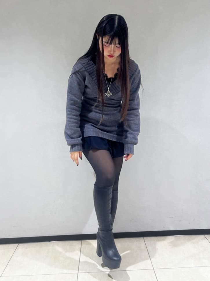 叶芽さんの「ESPERANZA｜【ラク盛り/約12cm】ラク盛り厚底ロングブーツ」を使ったコーディネート