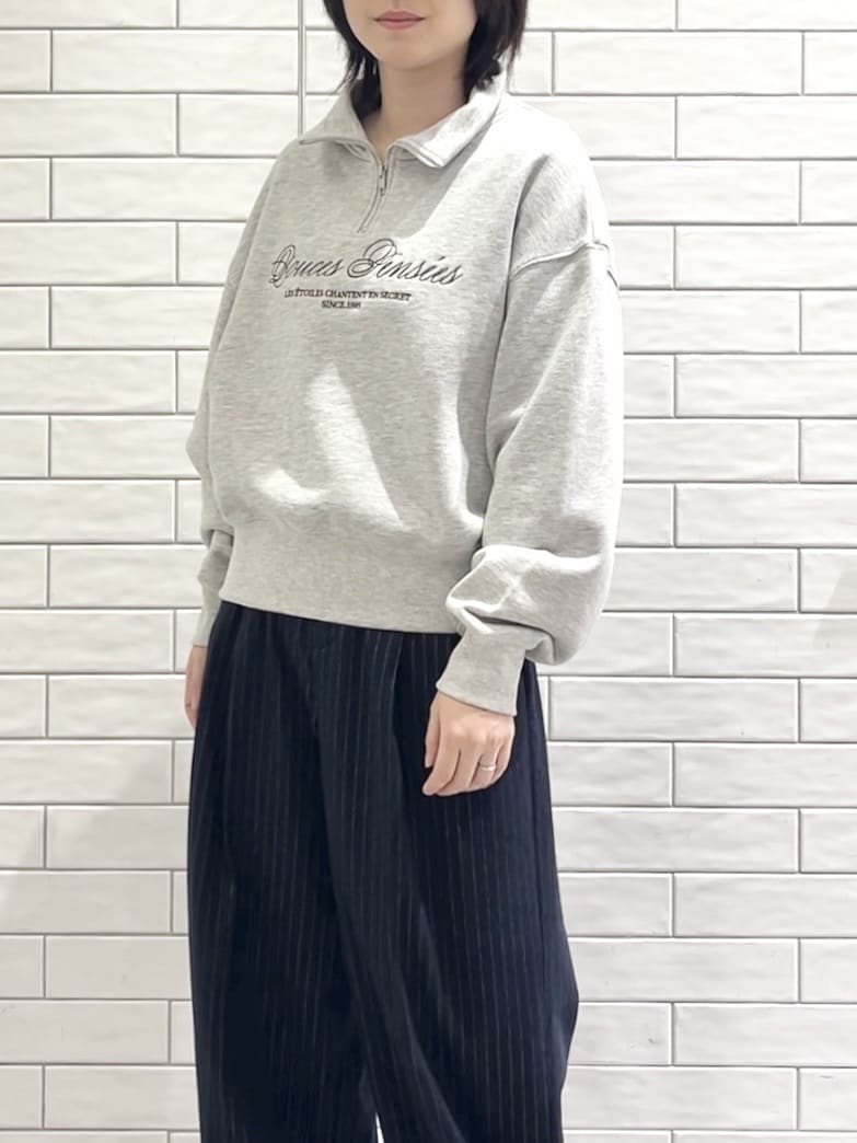しおりさんの「OPAQUE.CLIP｜ハーフZIPロゴ刺繍裏毛【洗濯機OK】」を使ったコーディネート