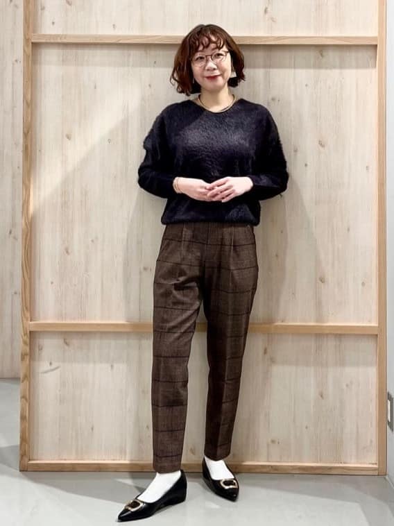 nakoさんの「THE SHOP TK｜【華やかで柔らか】ふわふわフェザーニット/洗える・前後2WAY」を使ったコーディネート