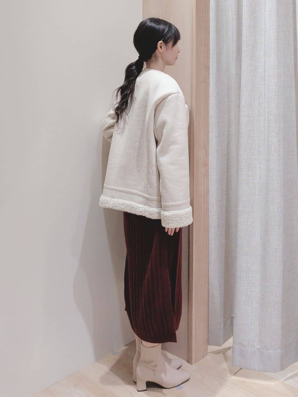 Yuiさんの「grove｜フェイクムートンボアジャケット」を使ったコーディネート