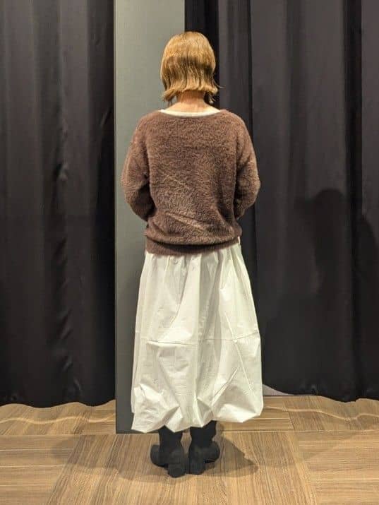 naoさんの「THE SHOP TK｜バルーンスカ―ト」を使ったコーディネート