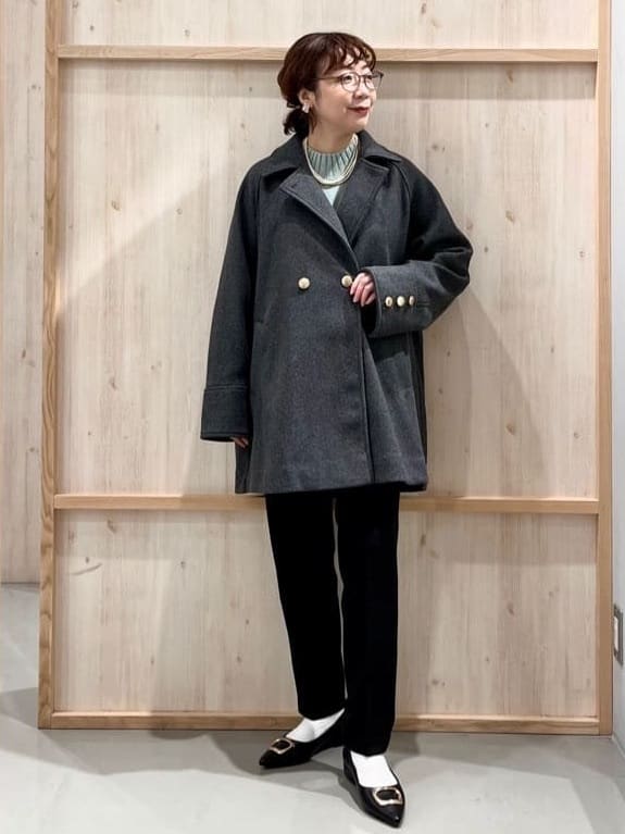 nakoさんの「THE SHOP TK｜クラシカルな装い ウールライクスタンドカラーコート」を使ったコーディネート