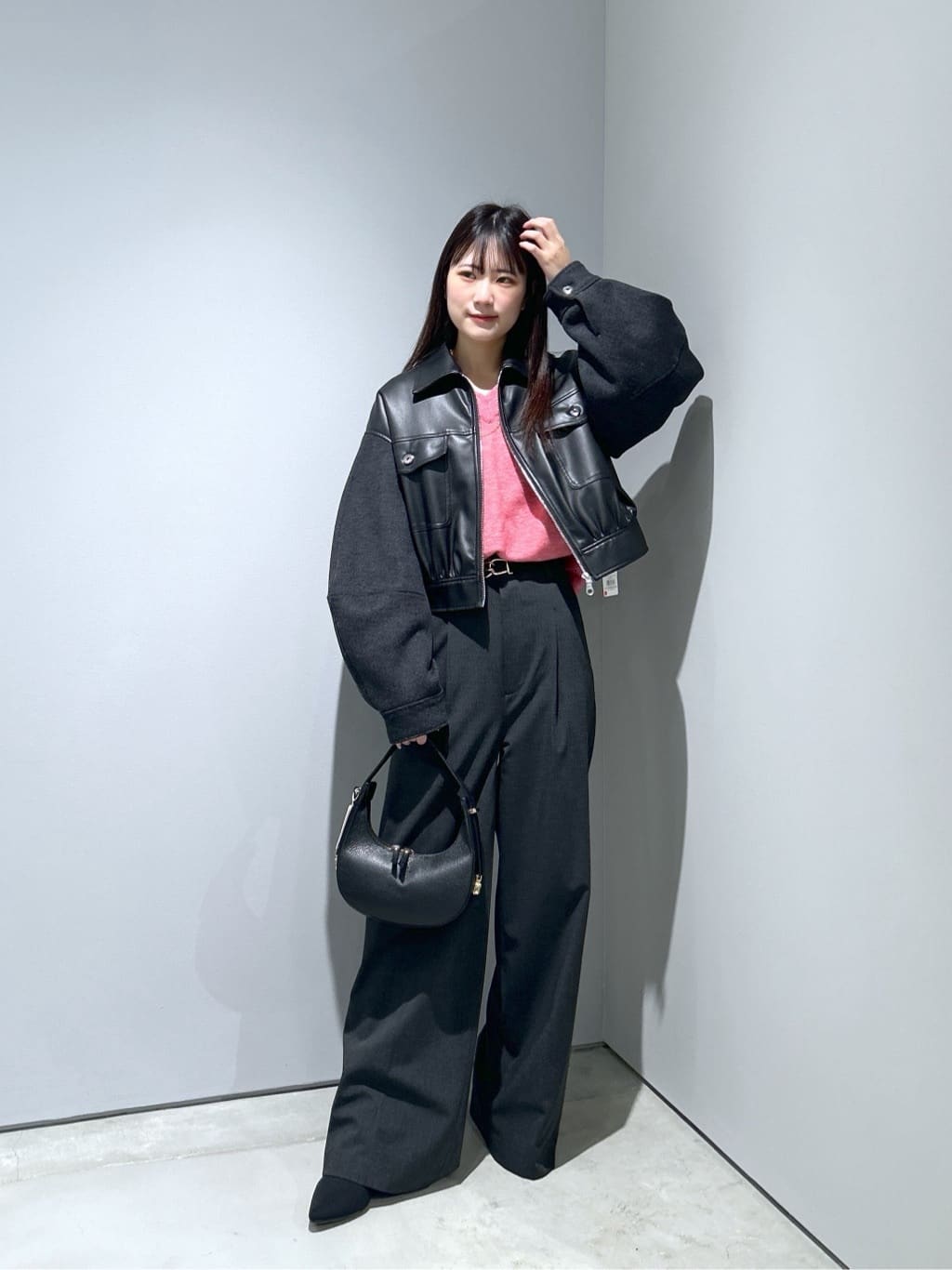 Renoさんの「INDIVI｜Timeless｜ベルテッドワイドパンツ【セットアップ対応】」を使ったコーディネート