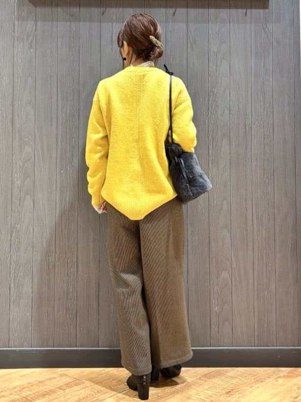 meiさんの「SHOO･LA･RUE｜【S-LL】上品なレースハイネックトップス」を使ったコーディネート
