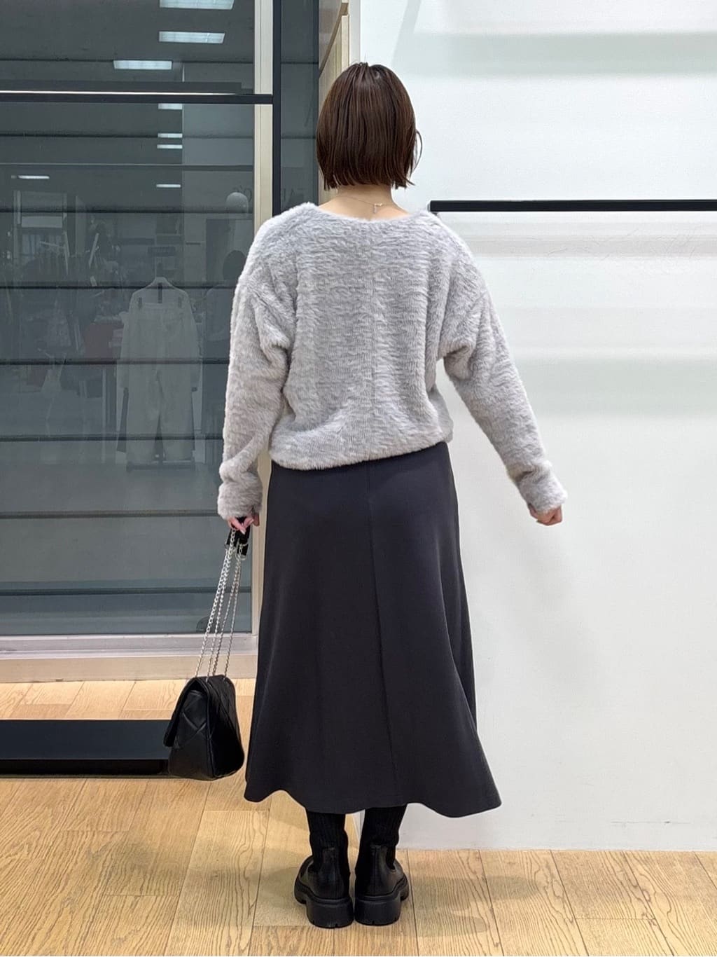 asamiさんの「INDIVI｜【洗える】エアリーシャギートップス」を使ったコーディネート