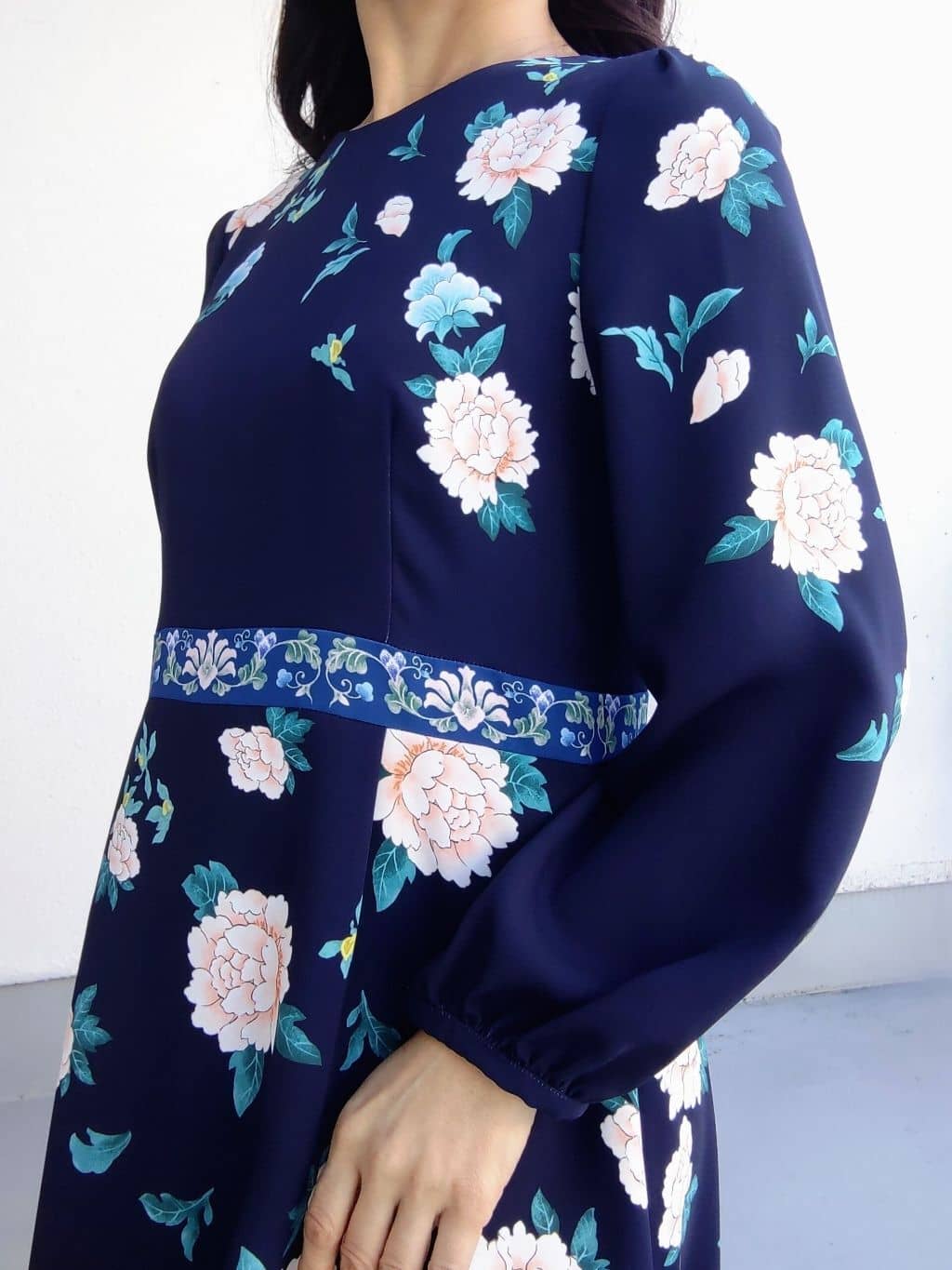 keinaさんの「SunaUna｜【SS～L】オリエンタルプリントワンピース」を使ったコーディネート