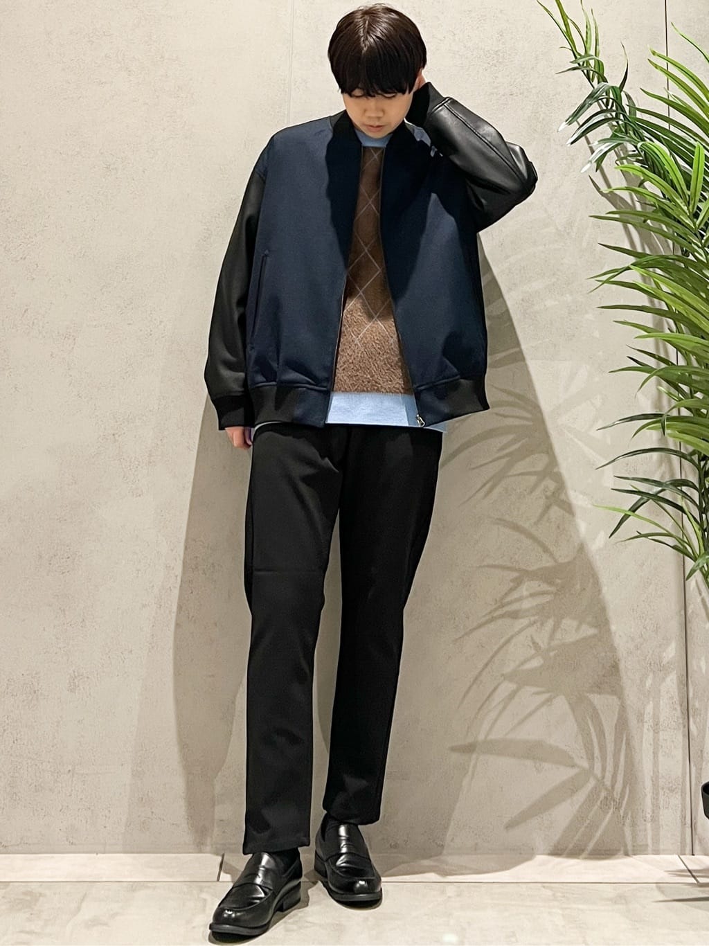 SHI-MAさんの「THE SHOP TK｜【1ランク上の大人カジュアルに】異素材コンビ リブブルゾン」を使ったコーディネート