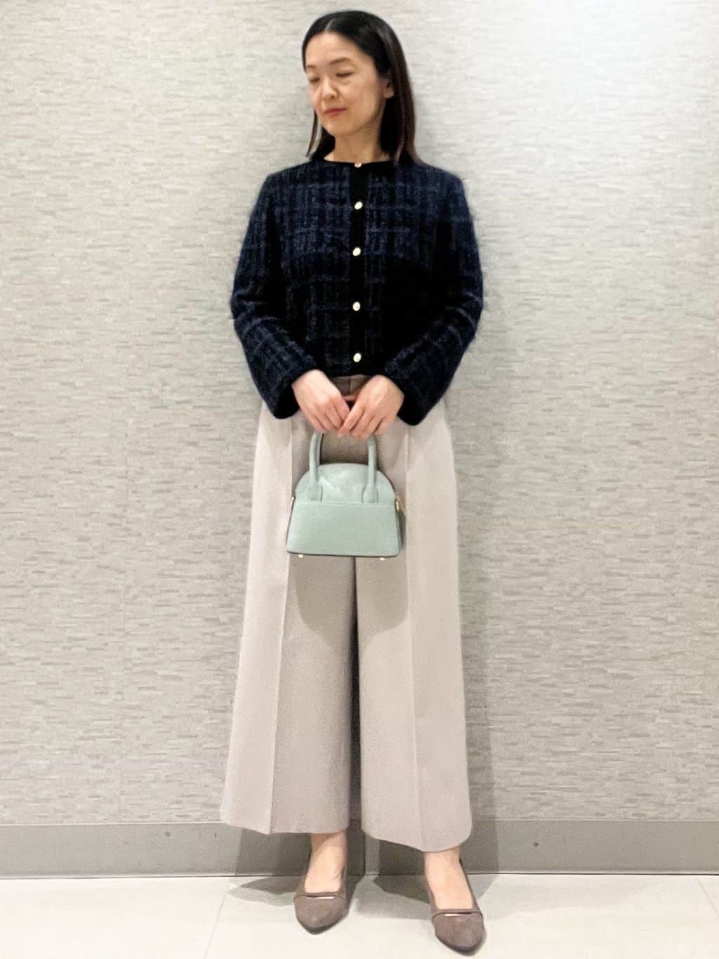 marikoさんの「Reflect｜【お食事会やお出かけに◎】ふんわりジャカード編みカーディガン」を使ったコーディネート