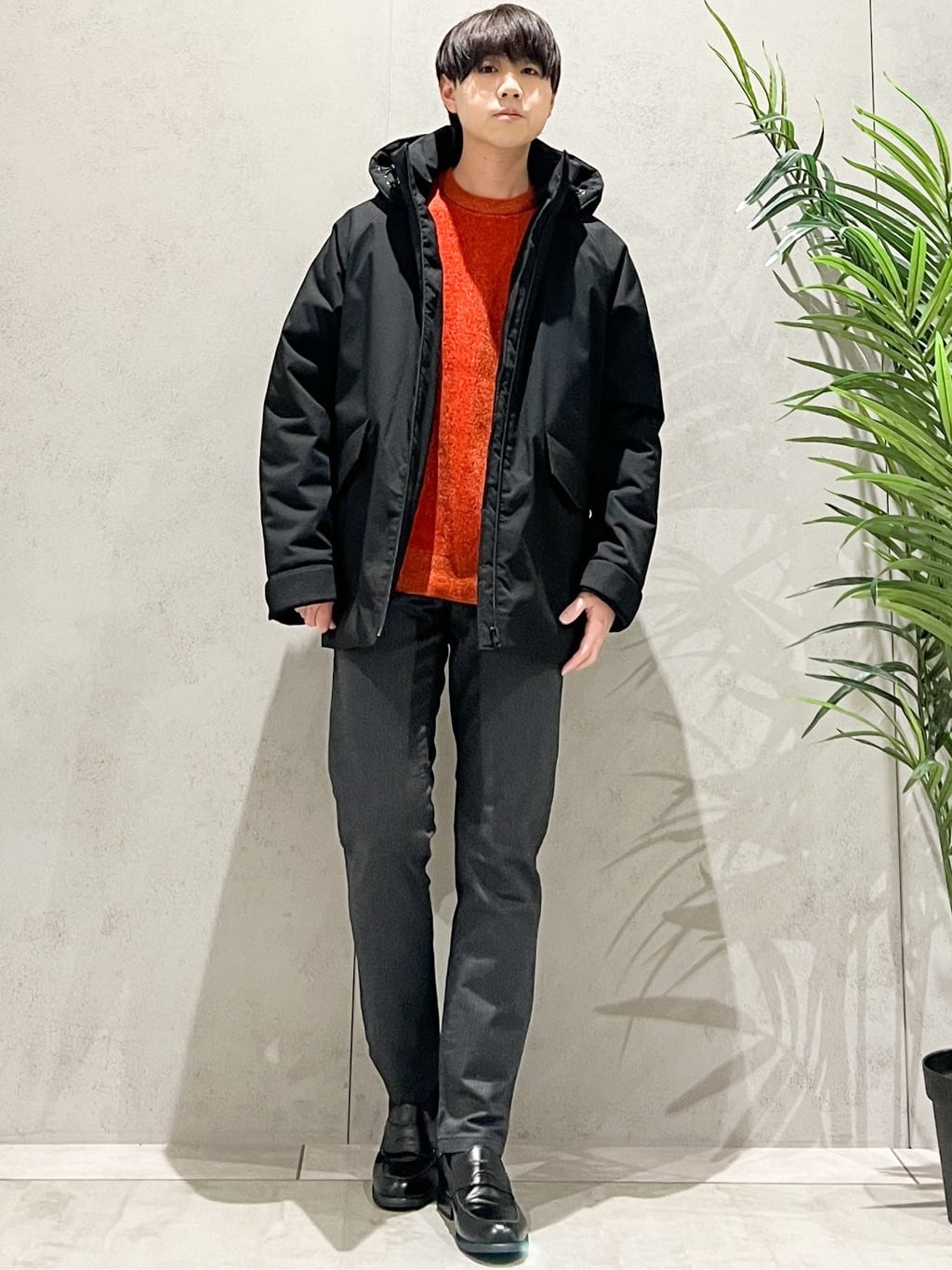 SHI-MAさんの「THE SHOP TK｜【軽くて、暖かい】SORONA／ソロナ 中綿ブルゾン 防風/軽量/洗濯機OK/フード脱着可」を使ったコーディネート