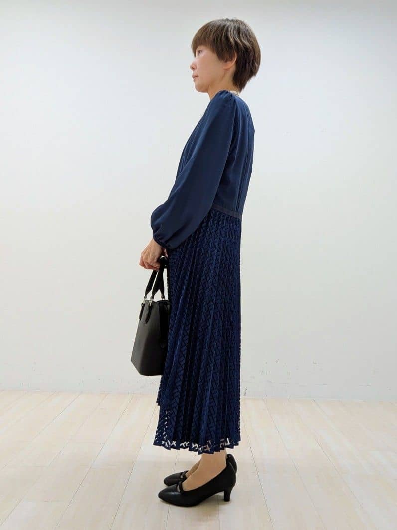 nishiさんの「Reflect｜【SS-4Lサイズ】シフォン&times;幾何柄レースプリーツワンピース」を使ったコーディネート