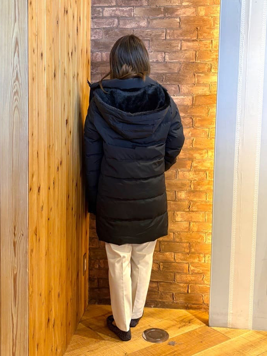 mieさんの「SHOO･LA･RUE｜【洗濯機可/S-LL】すっきり上品に ベーシックテーパードパンツ」を使ったコーディネート