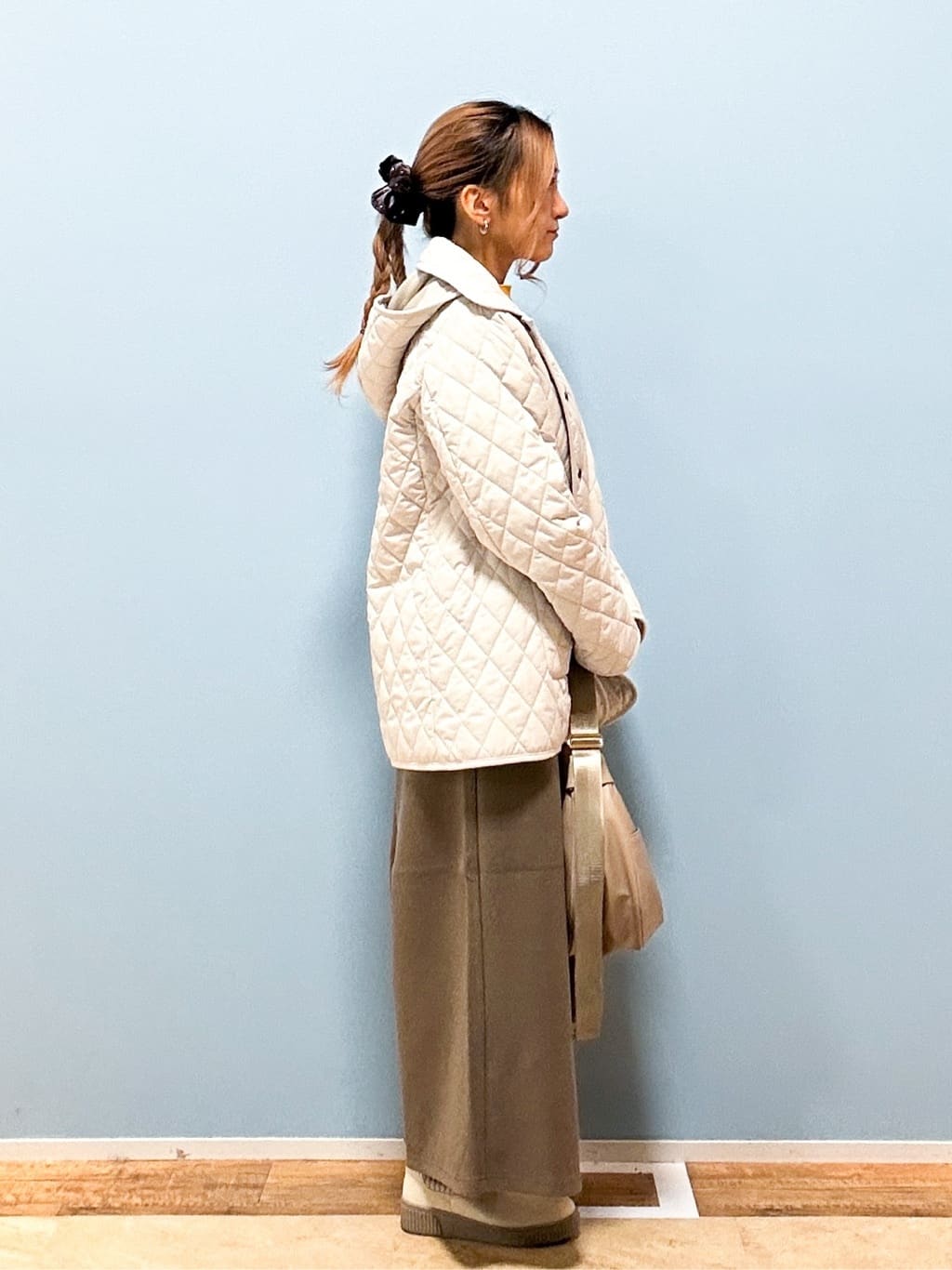 mikoさんの「SHOO･LA･RUE｜【洗濯機可】美脚見え あったか圧縮ニット ガウチョパンツ」を使ったコーディネート