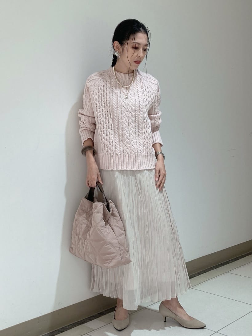 環さんの「UNTITLED｜【洗える】スポンディッシュ ケーブル柄ニット」を使ったコーディネート