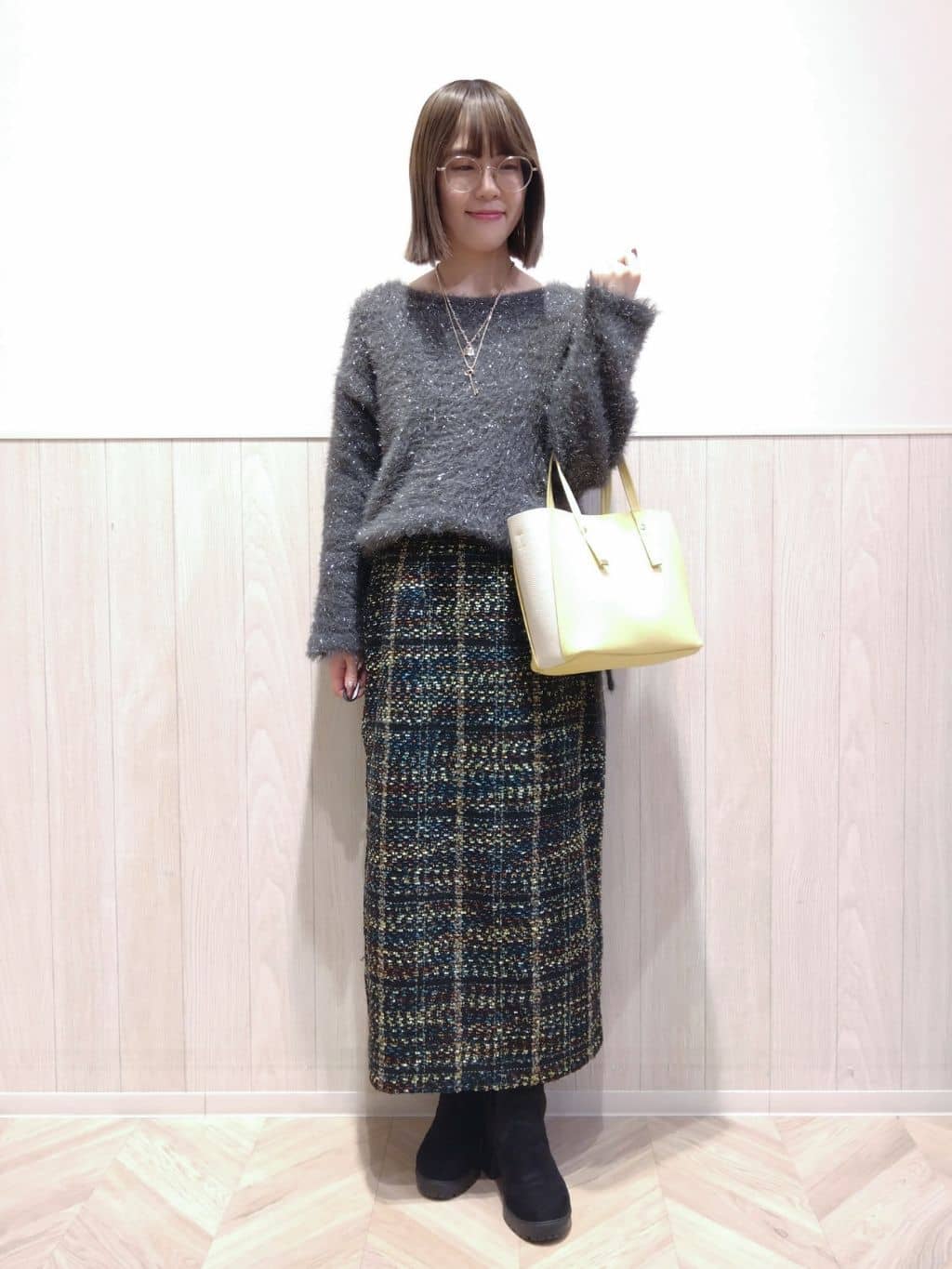 Suzuさんの「SHOO･LA･RUE｜【撥水/フード取り外し可】自然にくびれる あったかダイヤ柄キルトコート【CIRCRIC】」を使ったコーディネート