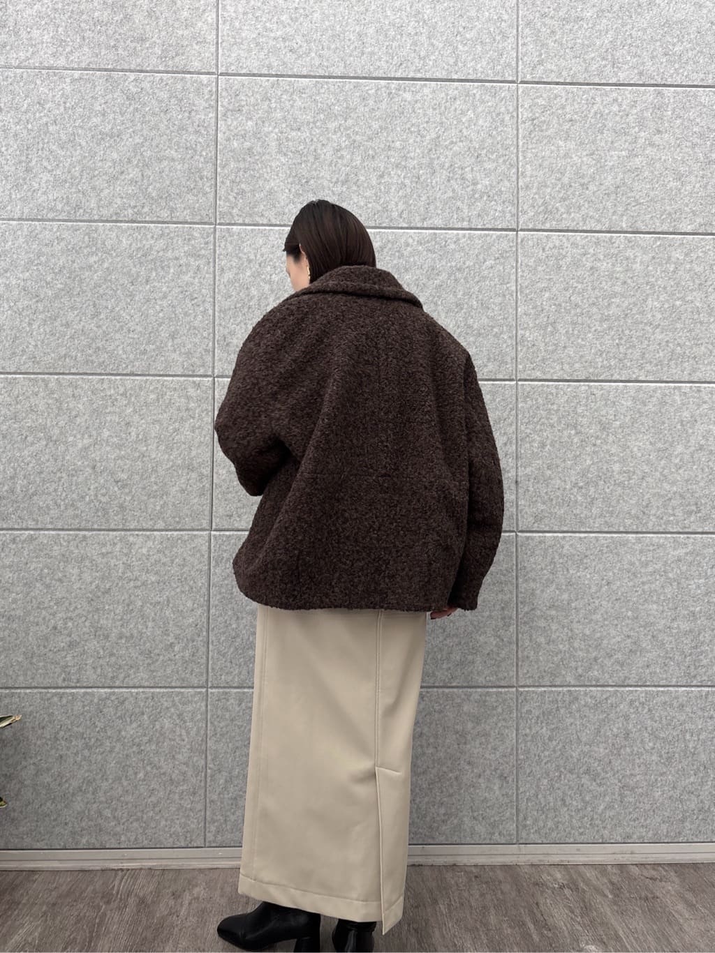 ayanoさんの「INDIVI｜【再入荷】レイヤーネックメランジラメニット」を使ったコーディネート