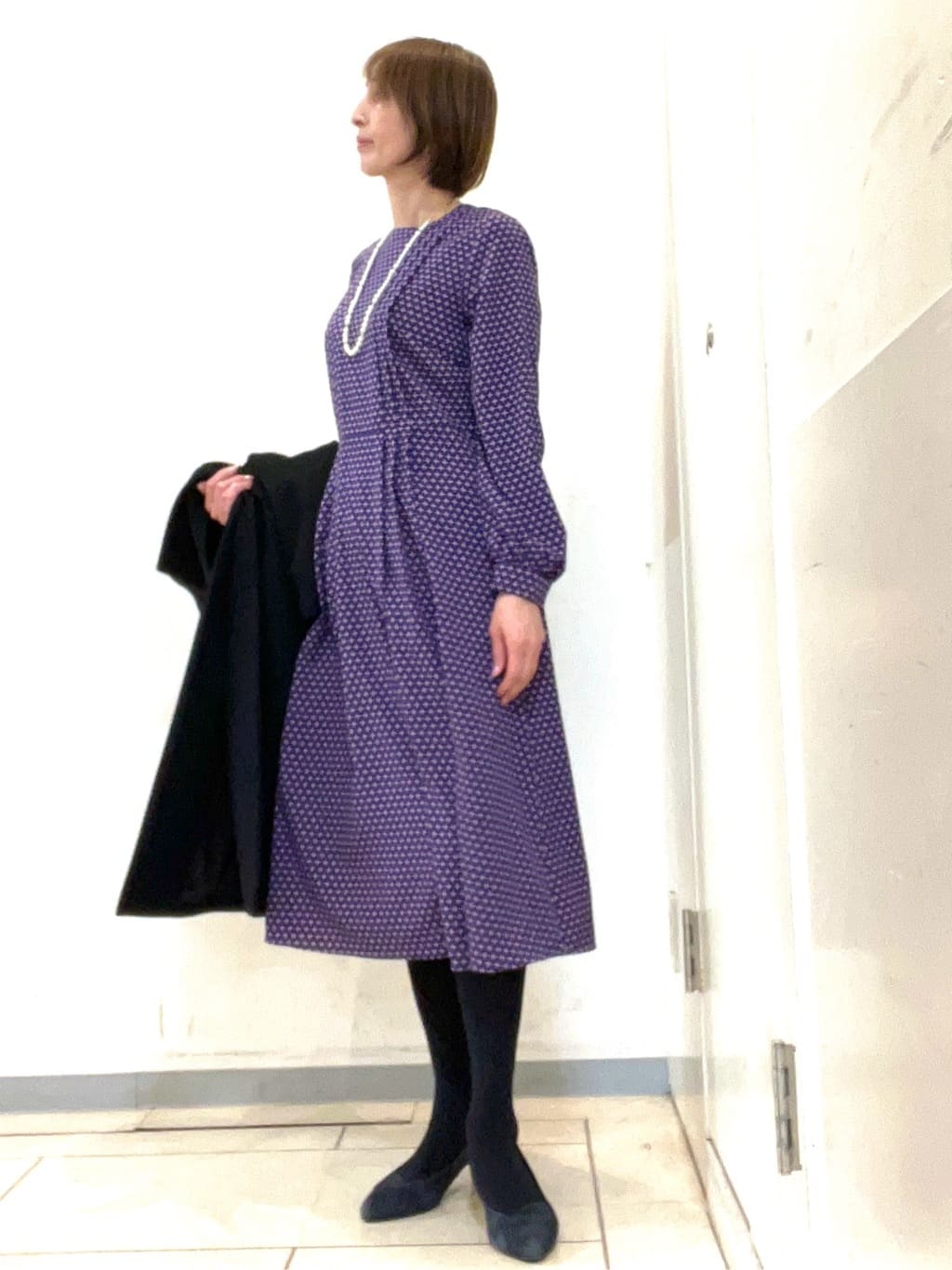 TOMOMIさんの「Reflect｜【通勤/お出かけ◎】ジオメプリントクラシカルワンピース」を使ったコーディネート