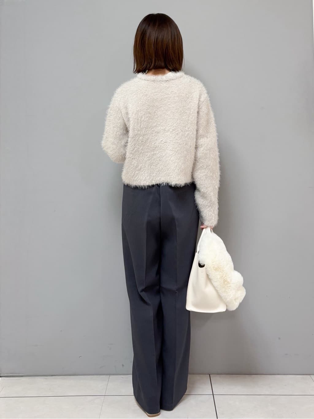 yさんの「OPAQUE.CLIP｜イージーワイドパンツ【洗濯機OK】」を使ったコーディネート
