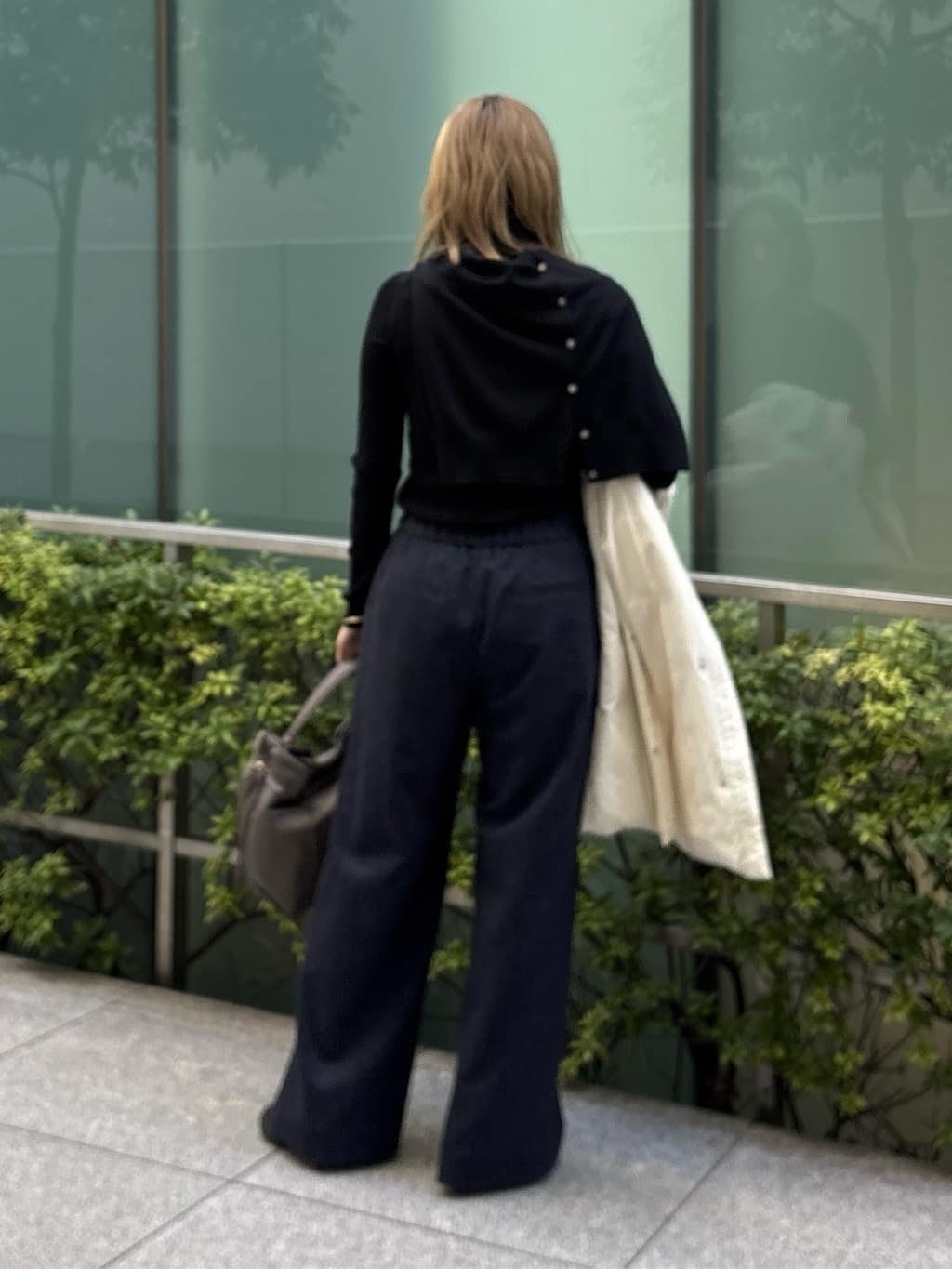 kotakiさんの「INDIVI｜【洗える／毛玉になりにくい】エクストラファインウール リブタートルニット」を使ったコーディネート