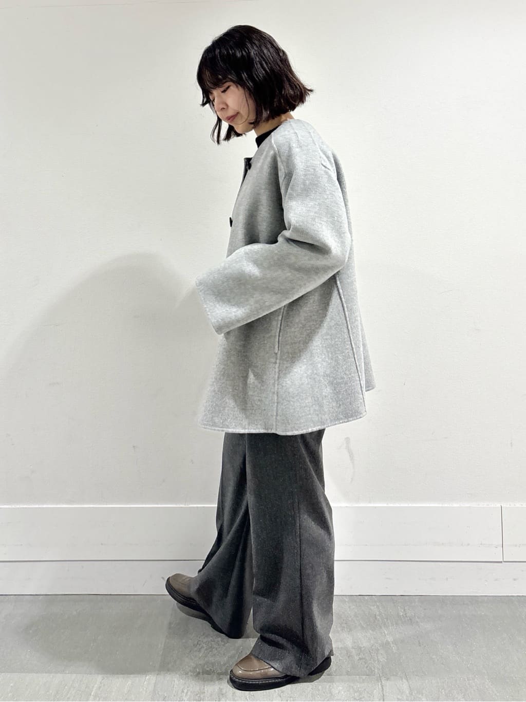 モエカさんの「UNTITLED｜【ミディ丈/軽やか】セミラグランリバー コート」を使ったコーディネート