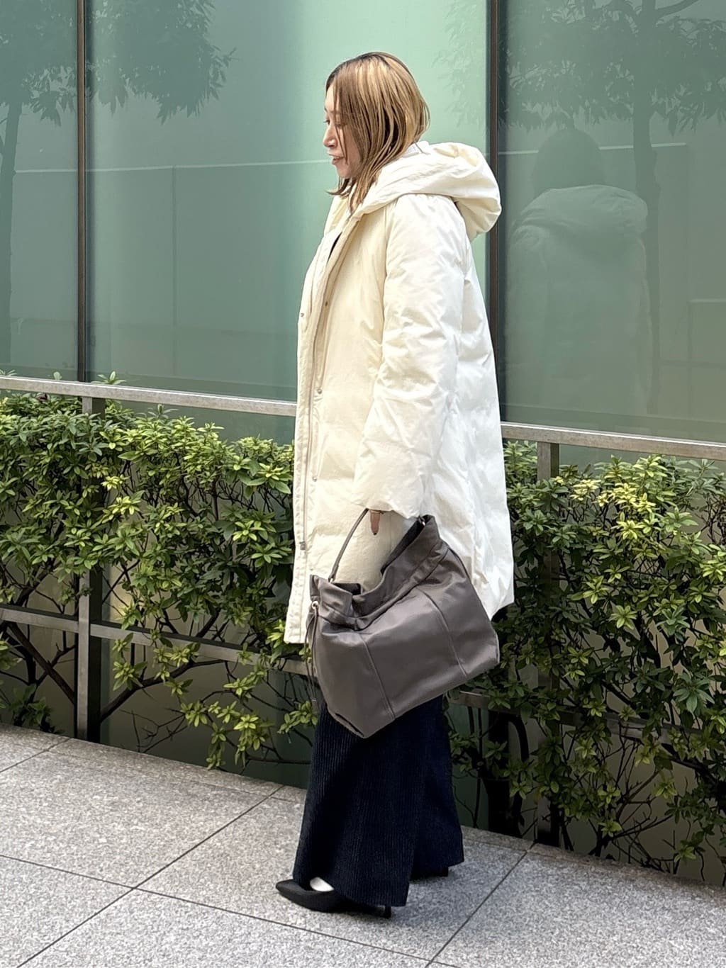 kotakiさんの「INDIVI｜【撥水／洗える】ステッチレス ロングダウンコート」を使ったコーディネート