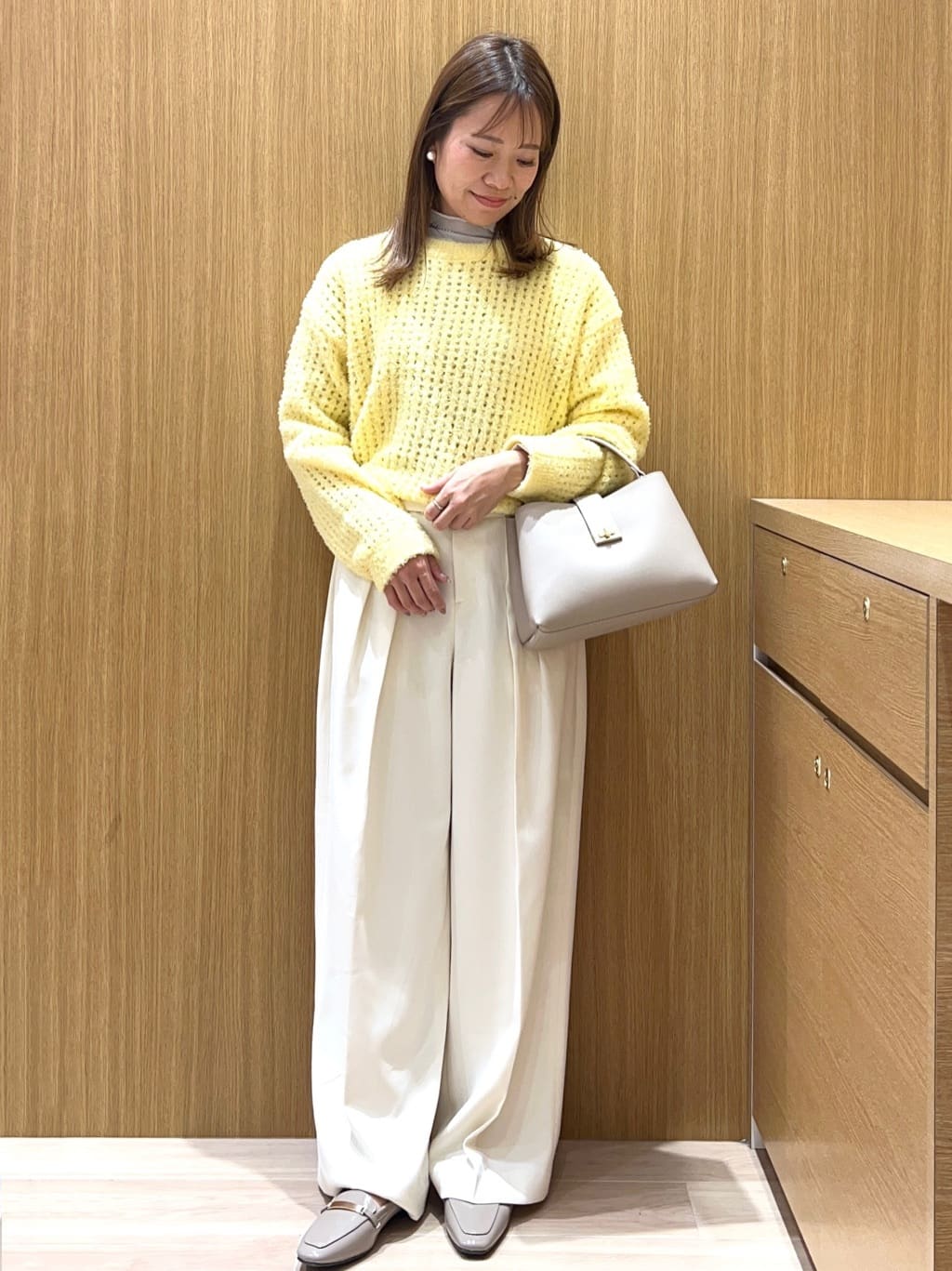 meeさんの「OPAQUE.CLIP｜モールヤーンメッシュニット【洗濯機OK】」を使ったコーディネート