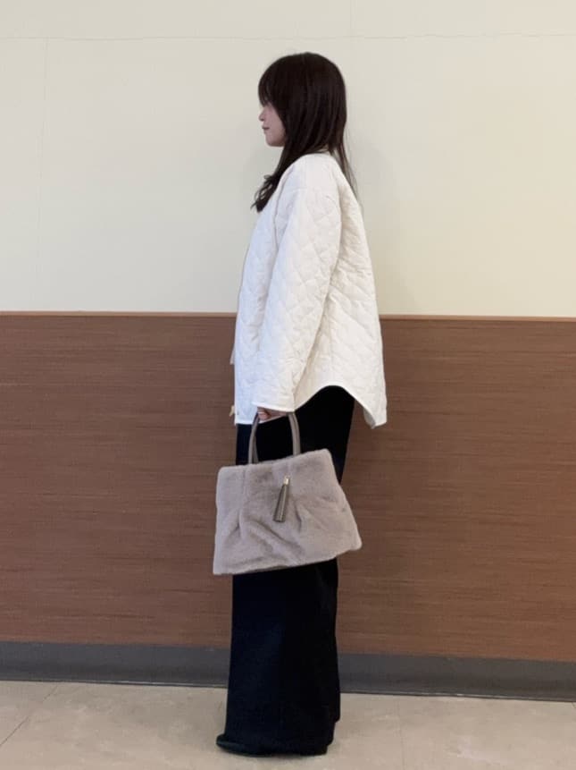 hassyさんの「SHOO･LA･RUE｜【S-LL/洗濯機可】さりげないラメが上品　クルーネックニット」を使ったコーディネート