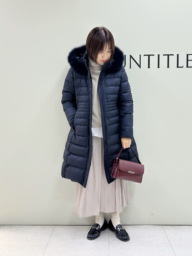 Mikiさんの「UNTITLED｜【はっ水機能/フード取り外し可/防寒】ロングダウンコート」を使ったコーディネート
