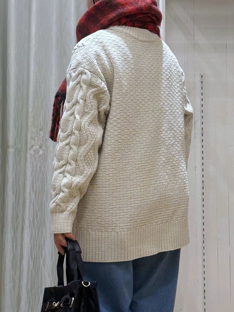 chさんの「THE SHOP TK｜【洗える】冬のコーデを盛り上げる マットモール ケーブルニット」を使ったコーディネート