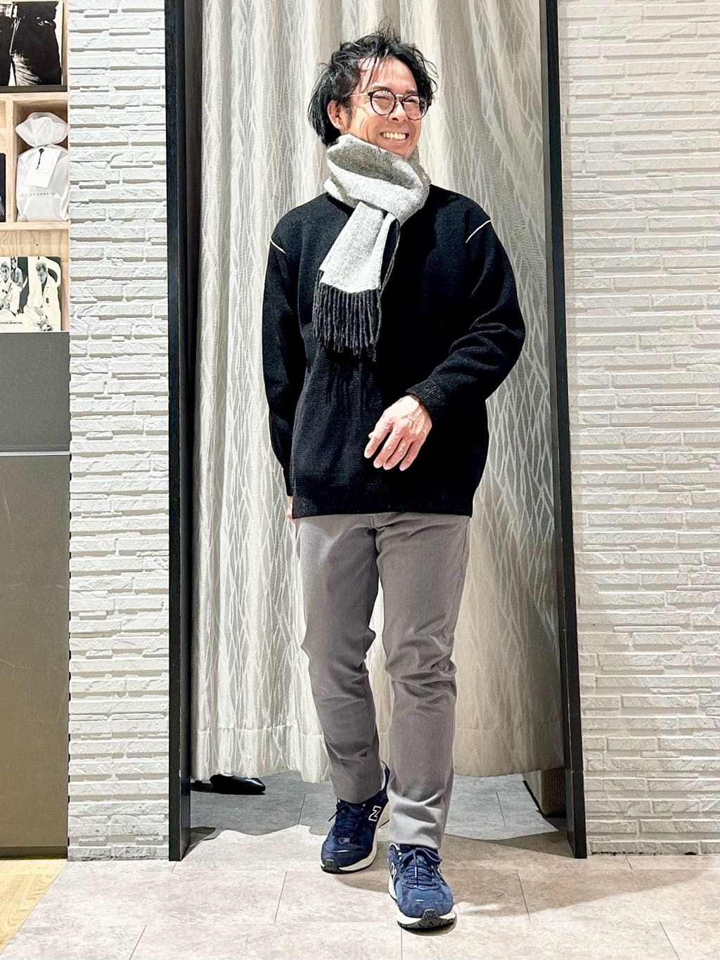 KENJI Iさんの「THE SHOP TK｜【大人の上品カジュアルを叶える】ハグするニット 洗濯機OK／6色展開」を使ったコーディネート